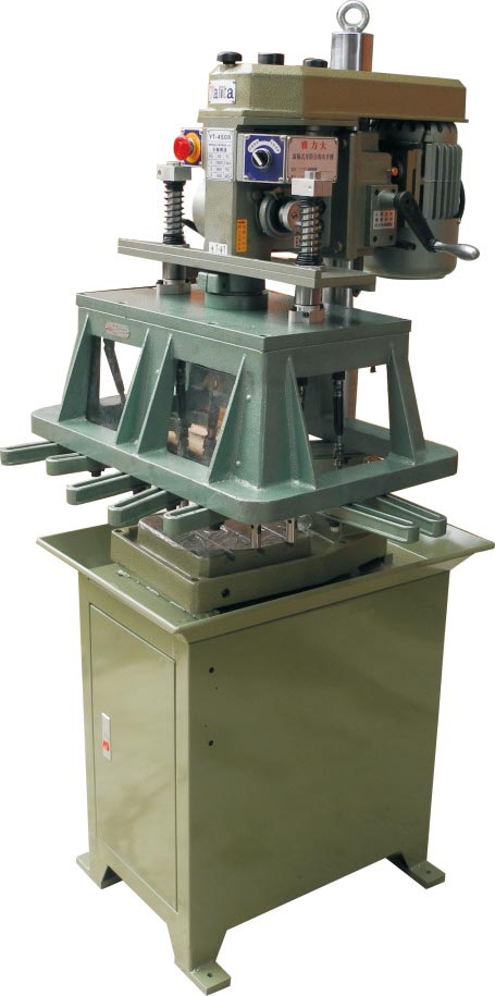 YT-4508電腦板金，液晶顯示多軸攻牙機(jī)